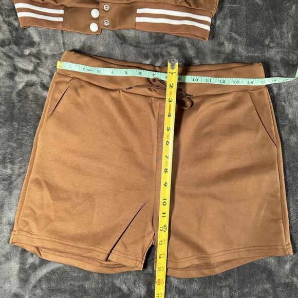 Brown Varsity Lounge Matching 2 Piece
Set – Shorts + Snap Button Jacket – Sz L - Picture 2 of 6